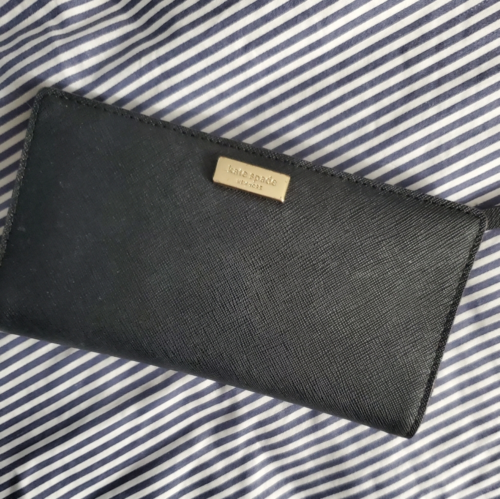 Black Kate Spade Wallet